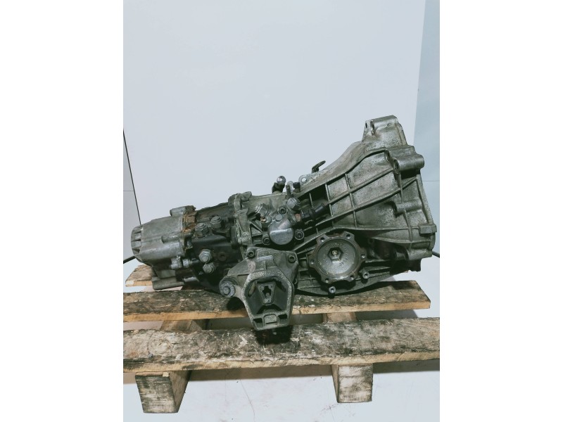 Recambio de caja cambios para audi a6 avant (c4) 2.5 tdi referencia OEM IAM ARX 63953 