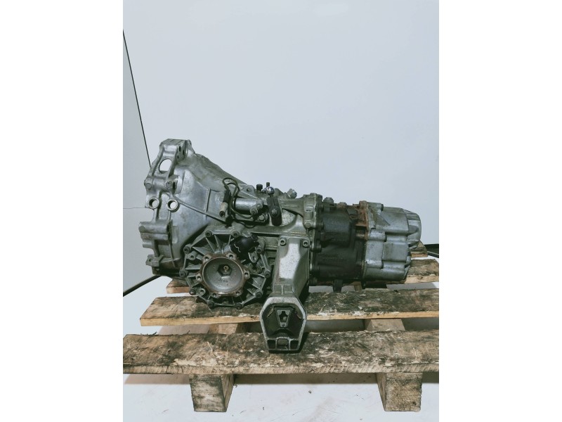 Recambio de caja cambios para audi a6 avant (c4) 2.5 tdi referencia OEM IAM ARX 63953 