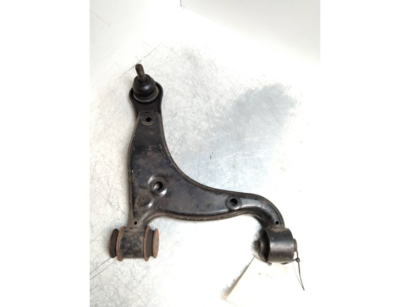 Recambio de brazo suspension inferior trasero izquierdo para lexus is200 (gxe10) 2.0 cat referencia OEM IAM   