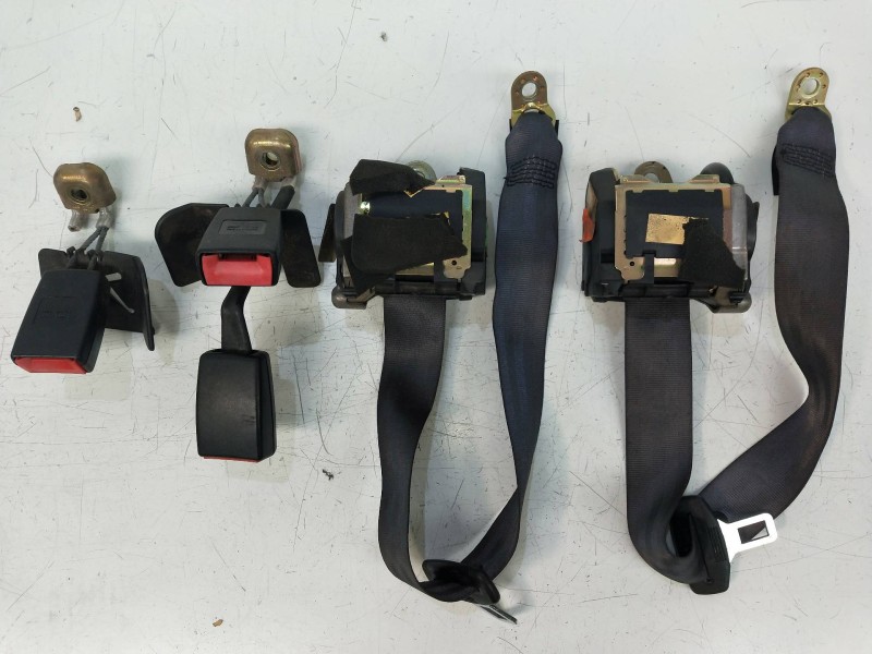 Recambio de juego cinturones trasero para audi a4 avant (b5) 1.9 tdi referencia OEM IAM   5P R