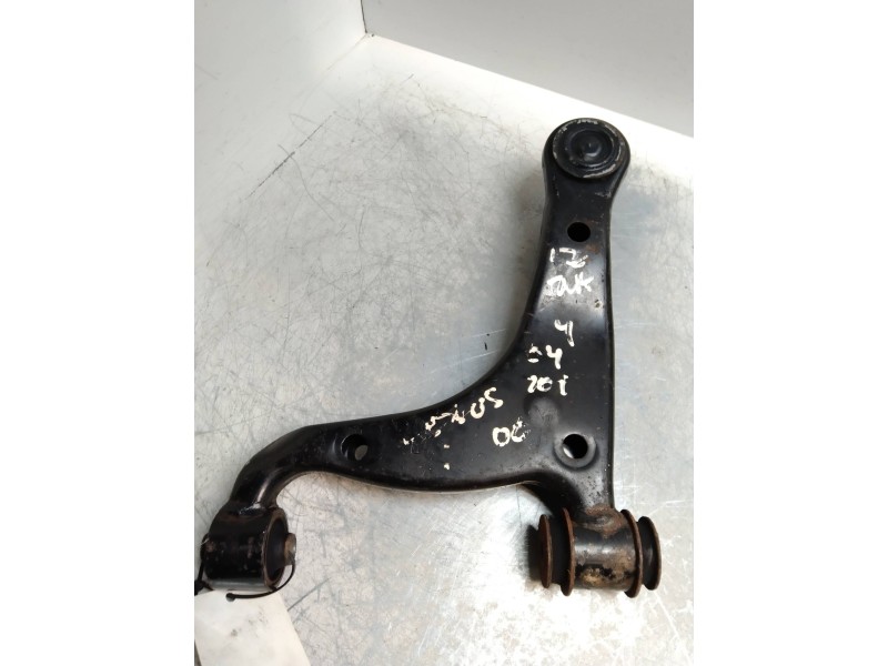 Recambio de brazo suspension inferior trasero izquierdo para lexus is200 (gxe10) 2.0 cat referencia OEM IAM   