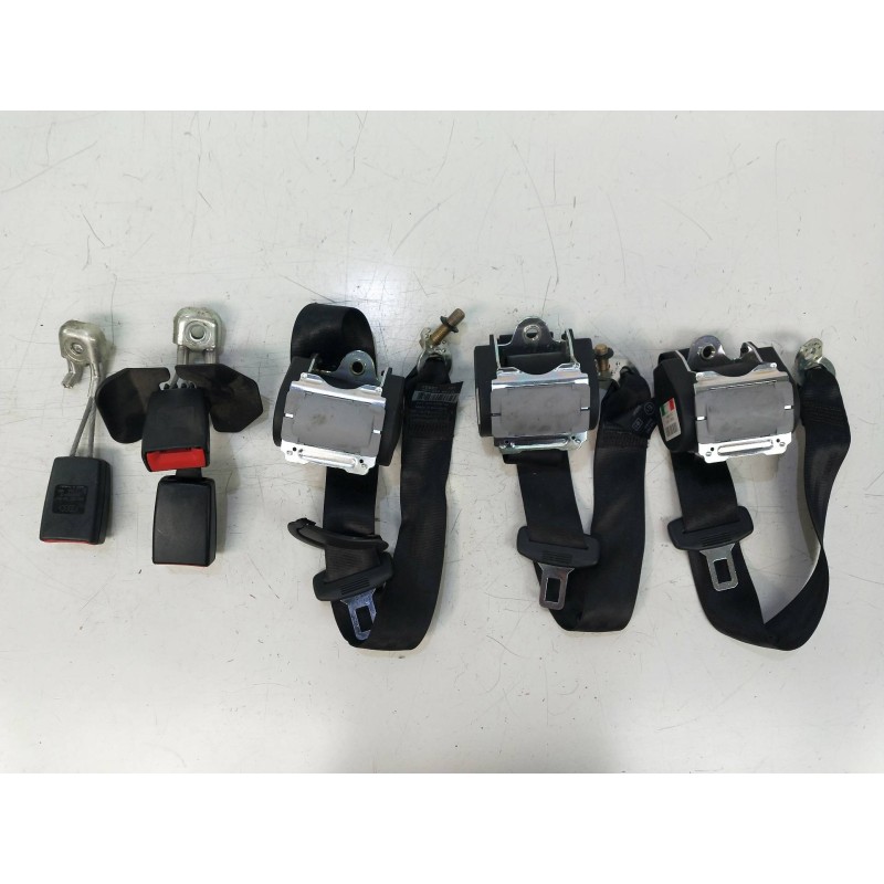 Recambio de juego cinturones trasero para audi a4 berlina (8e) referencia OEM IAM   4P