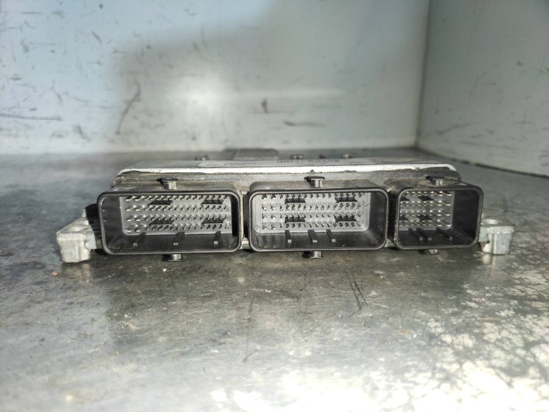 Recambio de centralita motor uce para renault megane iii berlina 5 p business referencia OEM IAM A2C98149700 237106691R 23710594