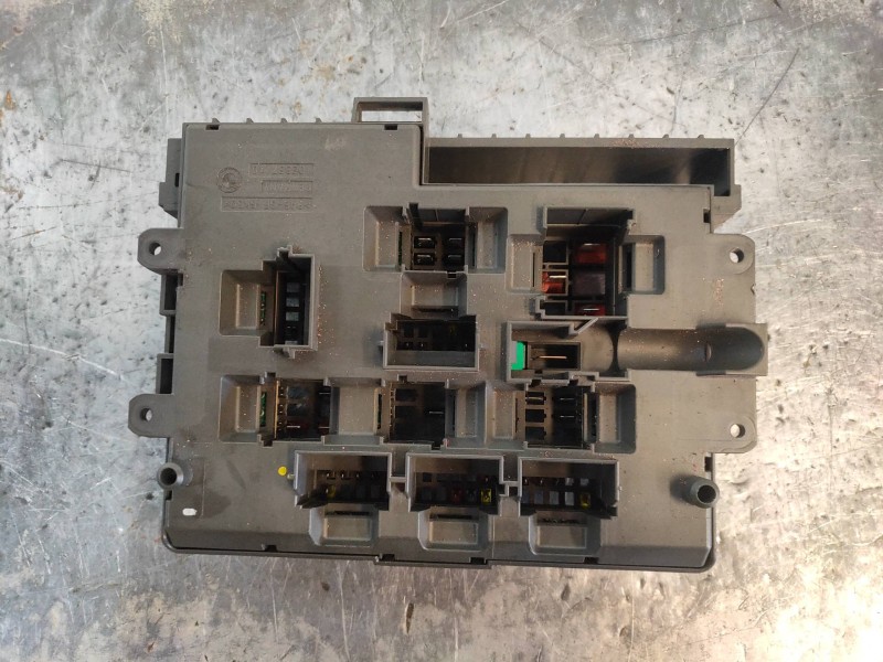 Recambio de caja reles / fusibles para bmw serie 3 touring (e91) 320d referencia OEM IAM 911944603  