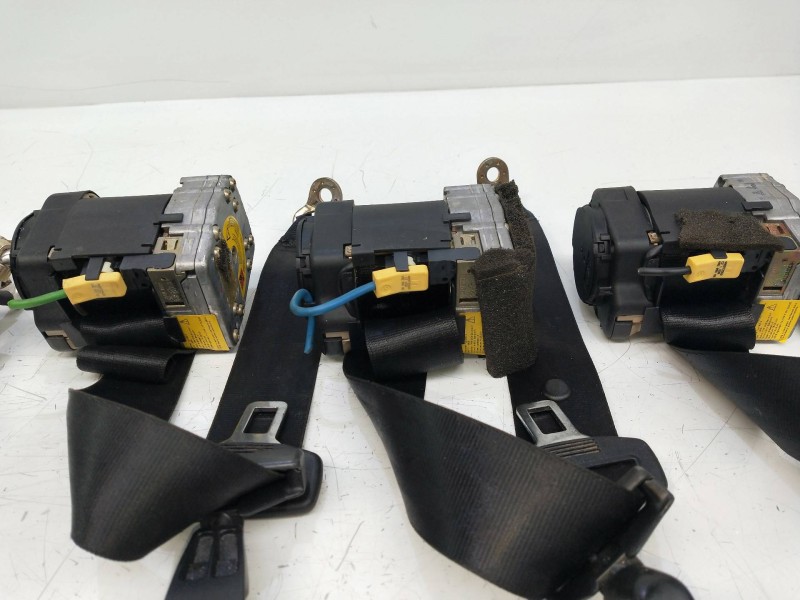 Recambio de juego cinturones trasero para audi a6 berlina (4b2) 2.5 tdi referencia OEM IAM   4P