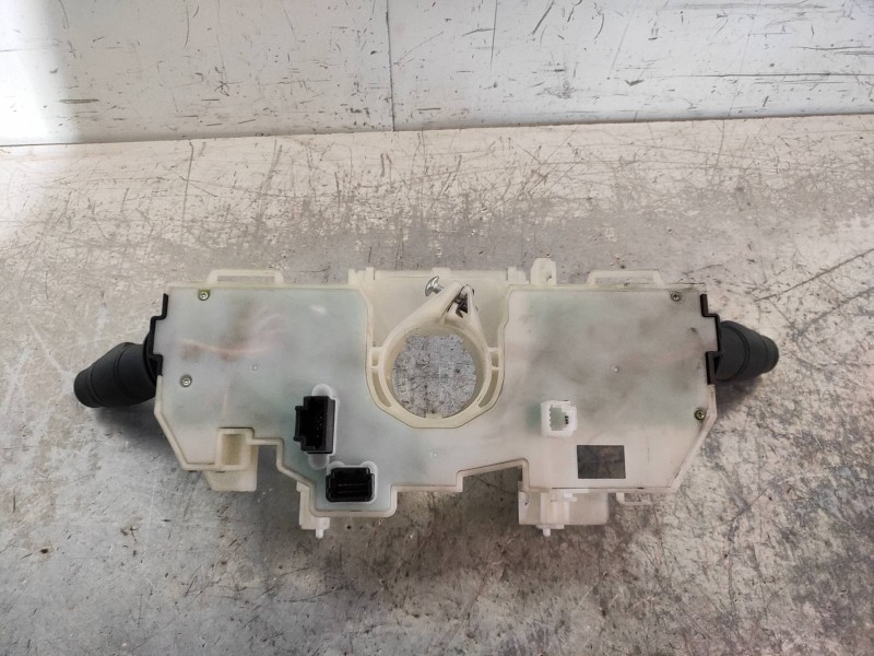 Recambio de mando luces para renault megane iii berlina 5 p business referencia OEM IAM 255670019R  