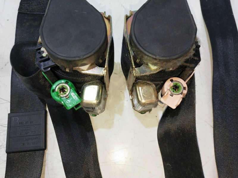 Recambio de juego cinturones delantero para audi a6 berlina (4b2) 2.8 v6 30v referencia OEM IAM   4P