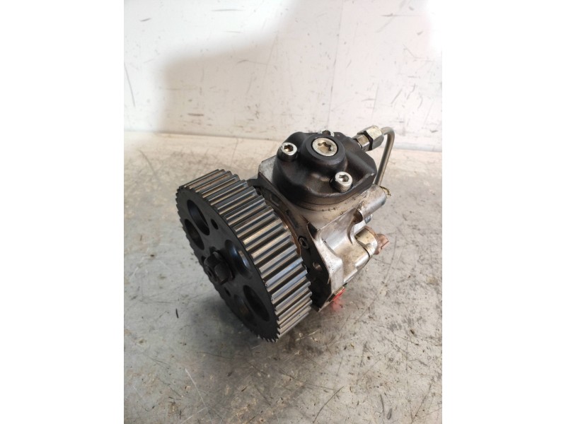 Recambio de bomba inyeccion para opel zafira b enjoy referencia OEM IAM 2940000505 55586501 DENSO