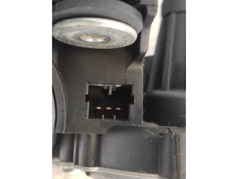 Recambio de motor limpia trasero para ford ka (ccu) titanium referencia OEM IAM 2596001371  