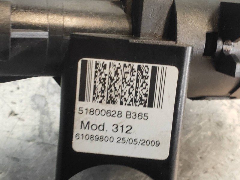 Recambio de conmutador de arranque para ford ka (ccu) titanium referencia OEM IAM 51800628 61089800 