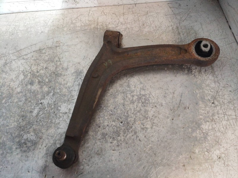 Recambio de brazo suspension inferior delantero izquierdo para ford ka (ccu) titanium referencia OEM IAM 50710291  