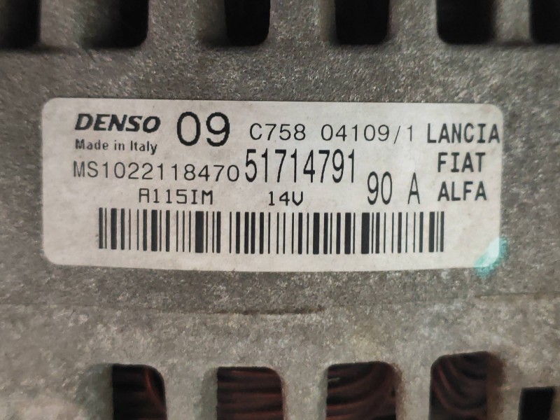 Recambio de alternador para ford ka (ccu) titanium referencia OEM IAM 1022118470 51714791 DENSO