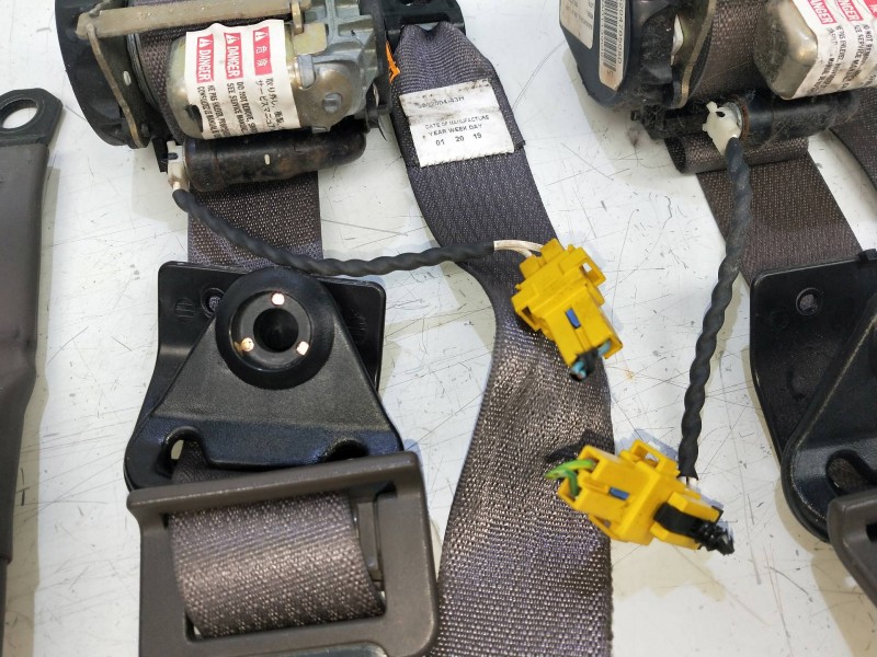 Recambio de juego cinturones delantero para chrysler pt cruiser (pt) 2.0 16v cat referencia OEM IAM   5P