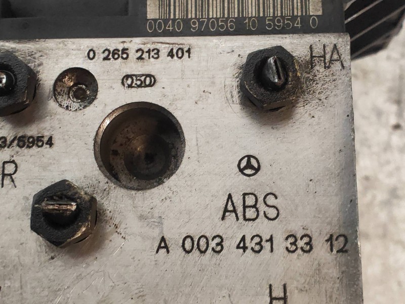 Recambio de abs para mercedes clase c (w202) berlina 220 diesel (202.121) referencia OEM IAM 0265213401 A0034313312 0130108067