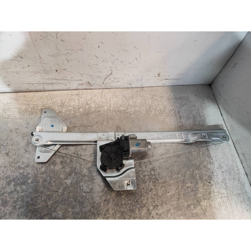 Recambio de elevalunas delantero derecho para citroen berlingo 1.2 12v e-thp / puretech referencia OEM IAM 402104B 9680557880 