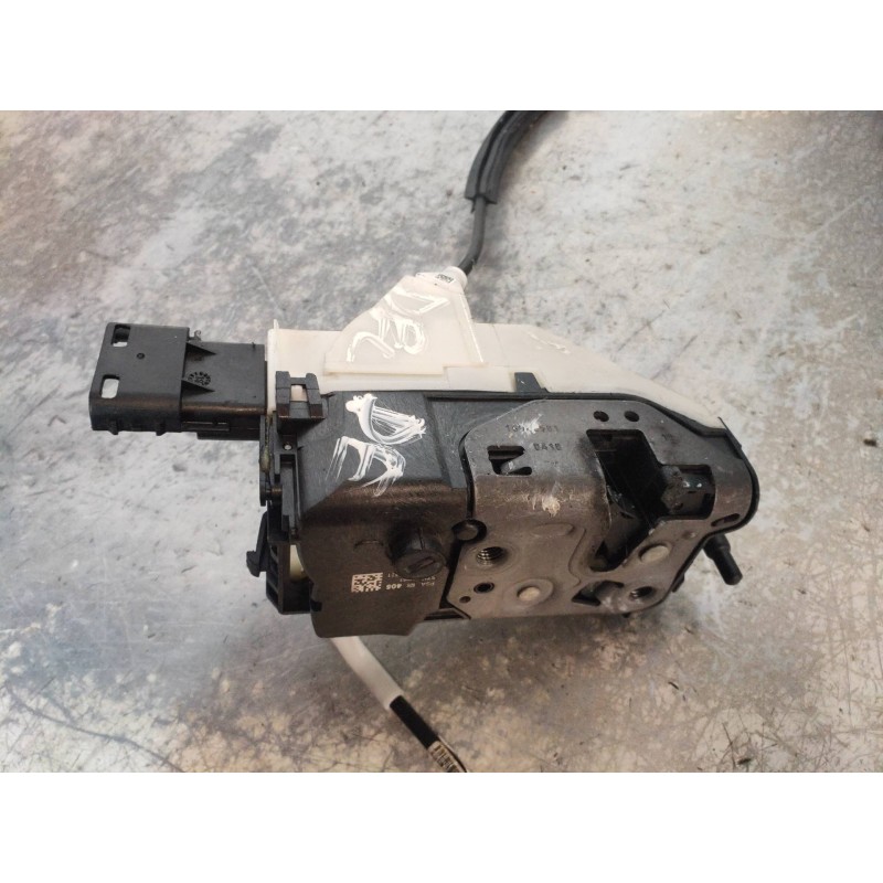 Recambio de motor cierre centralizado delantero derecho para citroen berlingo 1.2 12v e-thp / puretech referencia OEM IAM 828405