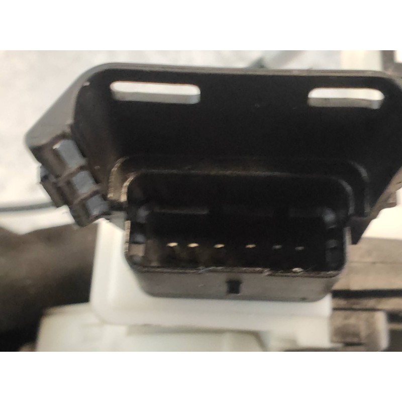 Recambio de motor cierre centralizado delantero izquierdo para citroen berlingo 1.2 12v e-thp / puretech referencia OEM IAM 8240