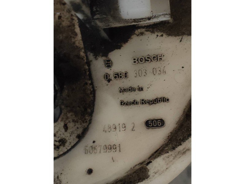 Recambio de bomba combustible para alfa romeo 156 1.9 jtd 16v distinctive referencia OEM IAM 0580303034 60679991 