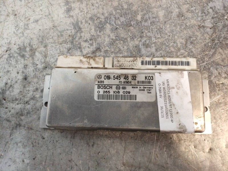 Recambio de centralita abs para mercedes clase c (w202) berlina 220 diesel (202.121) referencia OEM IAM 0265108029 0195454632 