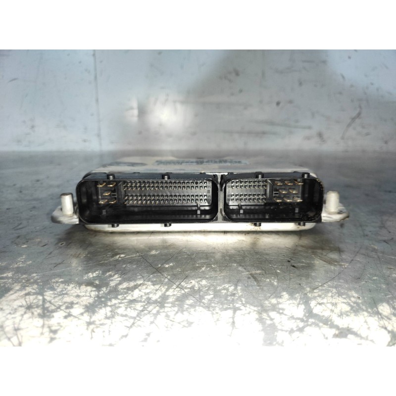 Recambio de centralita motor uce para audi a8 (d2) 2.5 tdi quattro referencia OEM IAM 0281010495 4D2907401A EDC15VM