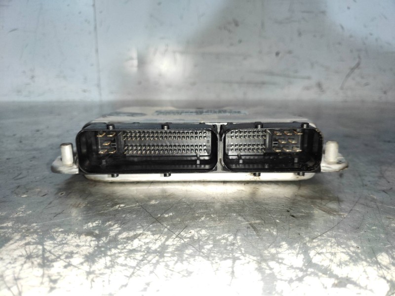 Recambio de centralita motor uce para audi a8 (d2) 2.5 tdi quattro referencia OEM IAM 0281010495 4D2907401A EDC15VM