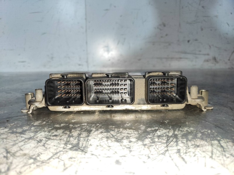 Recambio de centralita motor uce para citroen c3 pluriel 1.6 16v sensodrive referencia OEM IAM 0261207860 9650347880 9647972980