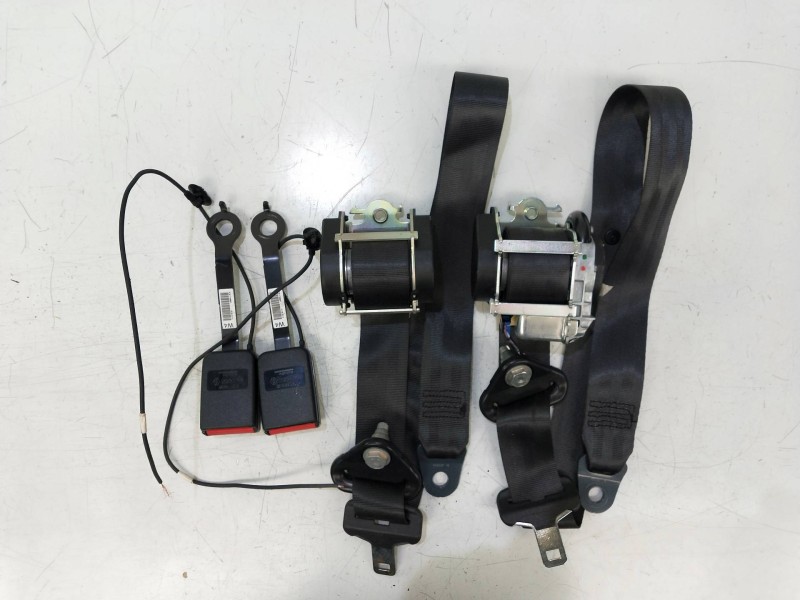 Recambio de juego cinturones delantero para dacia lodgy 1.5 dci diesel fap cat referencia OEM IAM   5P