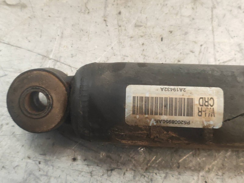 Recambio de amortiguador trasero derecho para jeep gr.cherokee (wj/wg) 2.7 crd limited referencia OEM IAM 52008950AK 2A19432A 