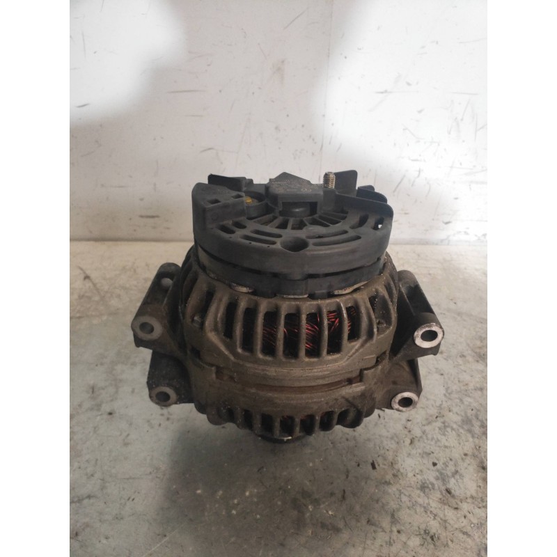 Recambio de alternador para jeep gr.cherokee (wj/wg) 2.7 crd limited referencia OEM IAM 012451515 0131540802 BOSCH