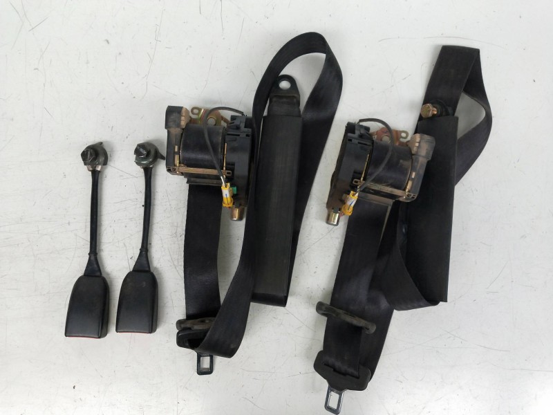 Recambio de juego cinturones delantero para fiat doblo cargo (223) 1.9 diesel cat referencia OEM IAM   6P Recambio de juego cinturones delantero para fiat doblo cargo (223) 1.9 diesel cat referencia OEM IAM   6P