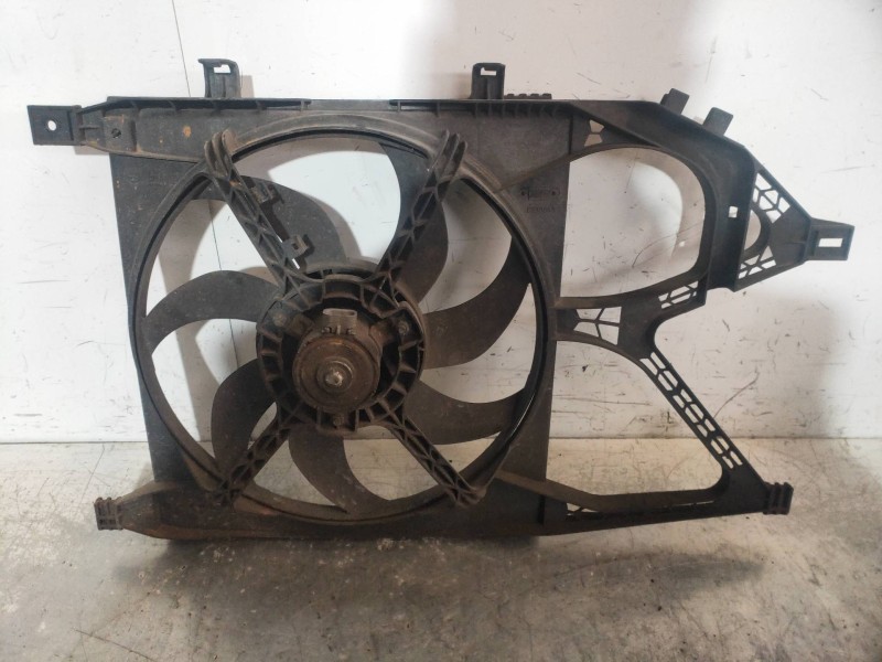 Recambio de electroventilador para opel corsa c club referencia OEM IAM 24445190 74319 