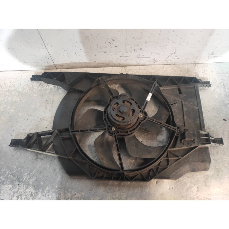 Recambio de electroventilador para renault espace iv (jk0) 2.0 16v turbo referencia OEM IAM 1831246K00 1831008000 8200033730 