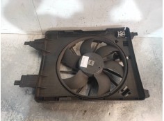 Recambio de electroventilador para renault megane ii berlina 5p 2.0 referencia OEM IAM 8200680823B  