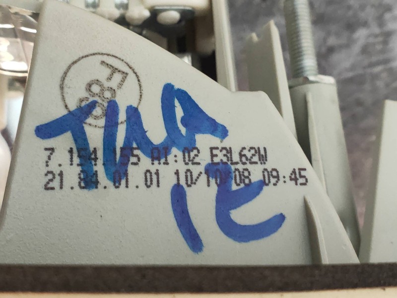 Recambio de piloto trasero izquierdo interior para bmw serie 3 berlina (e90) 320d referencia OEM IAM 7154155  