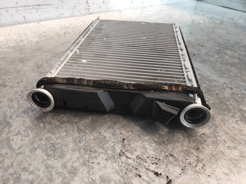 Recambio de radiador calefaccion / aire acondicionado para bmw serie 3 berlina (e90) 320d referencia OEM IAM 985474  