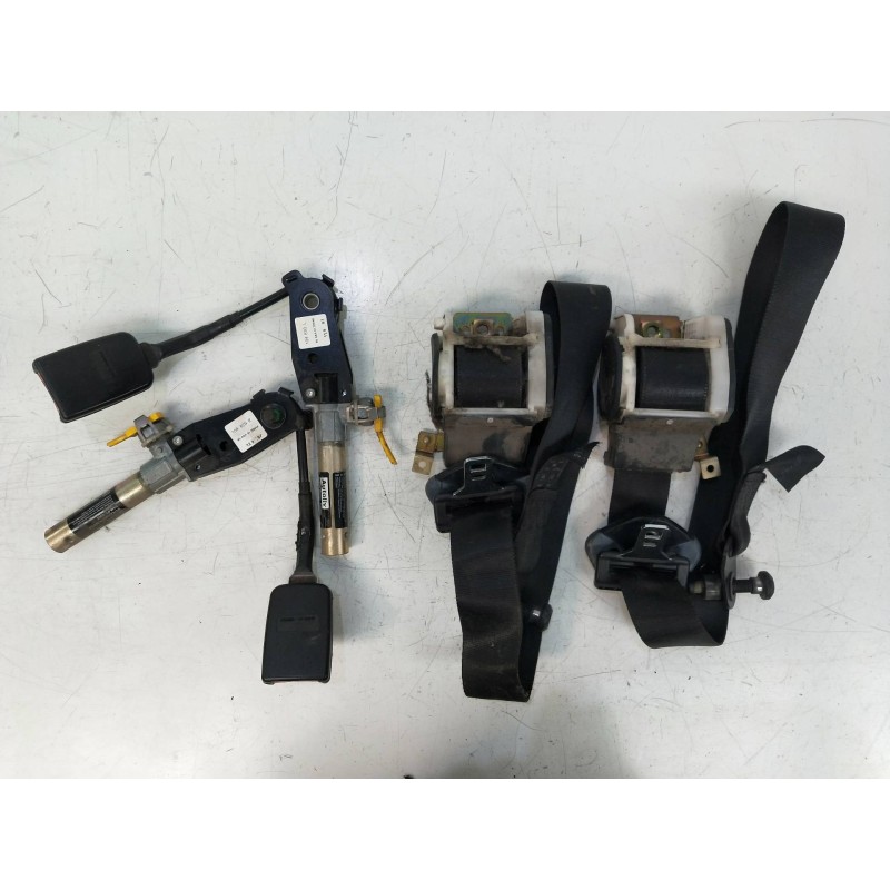 Recambio de juego cinturones delantero para ford escort berl./turnier 1.8 turbodiesel cat referencia OEM IAM   5P