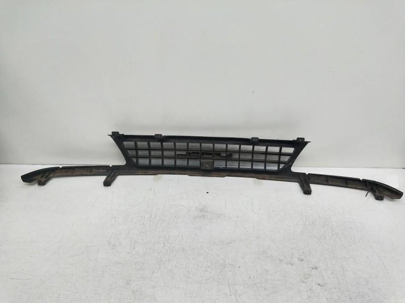Recambio de rejilla delantera para opel frontera a 2.3 turbodiesel referencia OEM IAM   