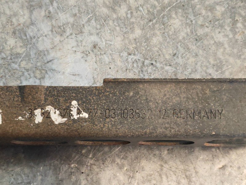 Recambio de brazo suspension inferior trasero izquierdo para bmw serie 3 berlina (e90) 320d referencia OEM IAM 6763477 031035321