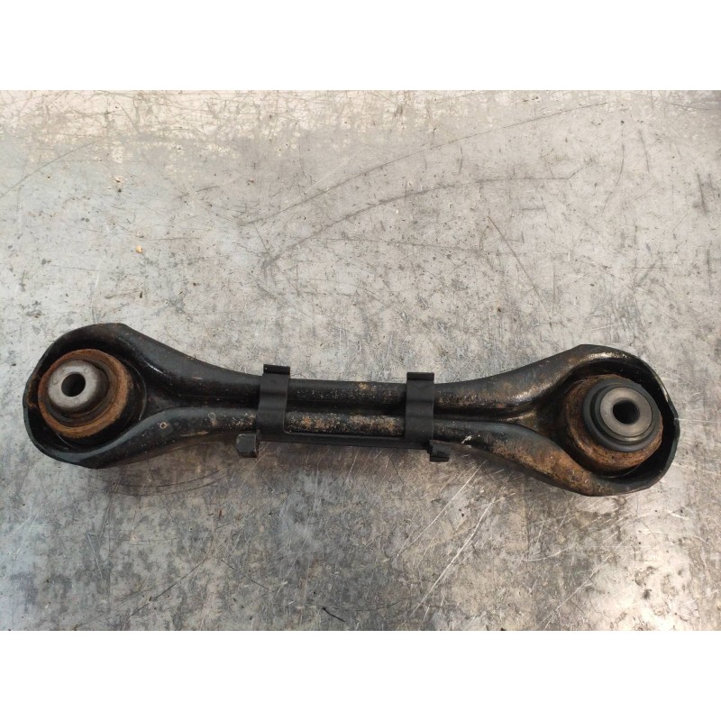 Recambio de brazo suspension superior trasero izquierdo para bmw serie 3 berlina (e90) 320d referencia OEM IAM 10353212  