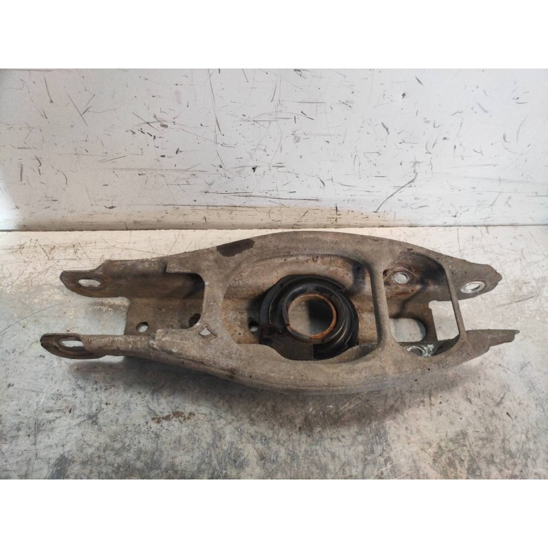 Recambio de brazo suspension inferior trasero izquierdo para bmw serie 3 berlina (e90) 320d referencia OEM IAM   