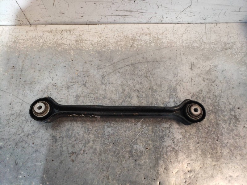 Recambio de brazo suspension superior trasero izquierdo para bmw serie 3 berlina (e90) 320d referencia OEM IAM 676347111  