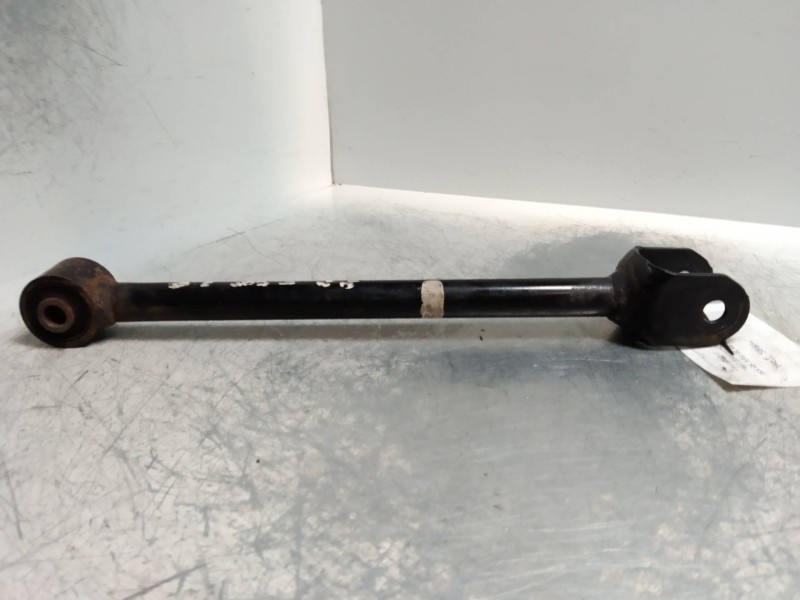 Recambio de tirante trasero izquierdo para lexus is200 (gxe10) 2.0 cat referencia OEM IAM   
