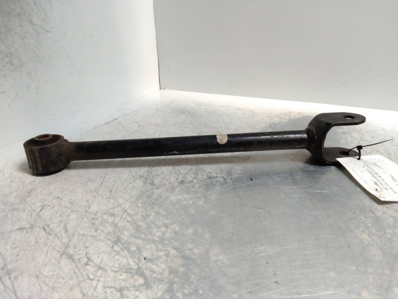 Recambio de tirante trasero izquierdo para lexus is200 (gxe10) 2.0 cat referencia OEM IAM   