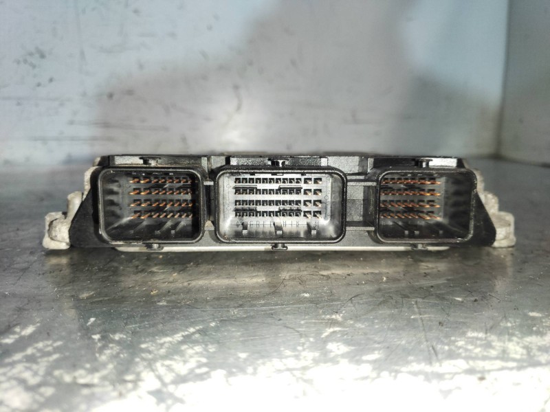 Recambio de centralita motor uce para renault espace iv (jk0) expression referencia OEM IAM 0281011724 8200311550 8200384493