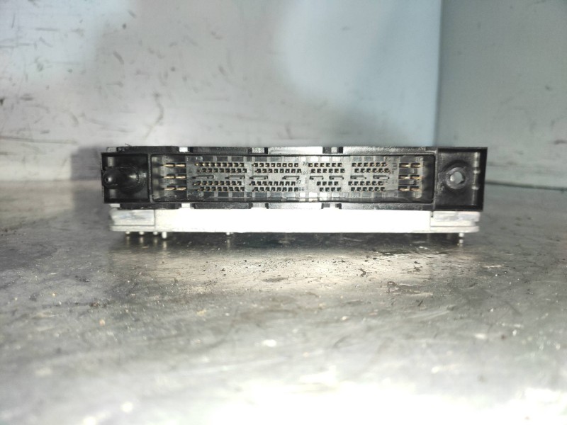 Recambio de centralita motor uce para volvo s80 berlina 2.4 diesel cat referencia OEM IAM 0281010319 58SA5360 08677708A