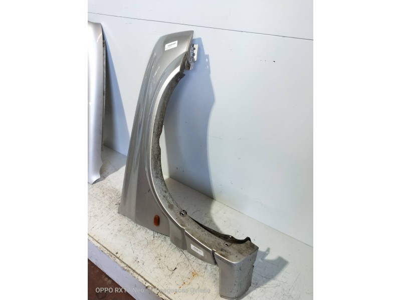 Recambio de aleta delantera derecha para mitsubishi l 300 (p00) combi referencia OEM IAM   