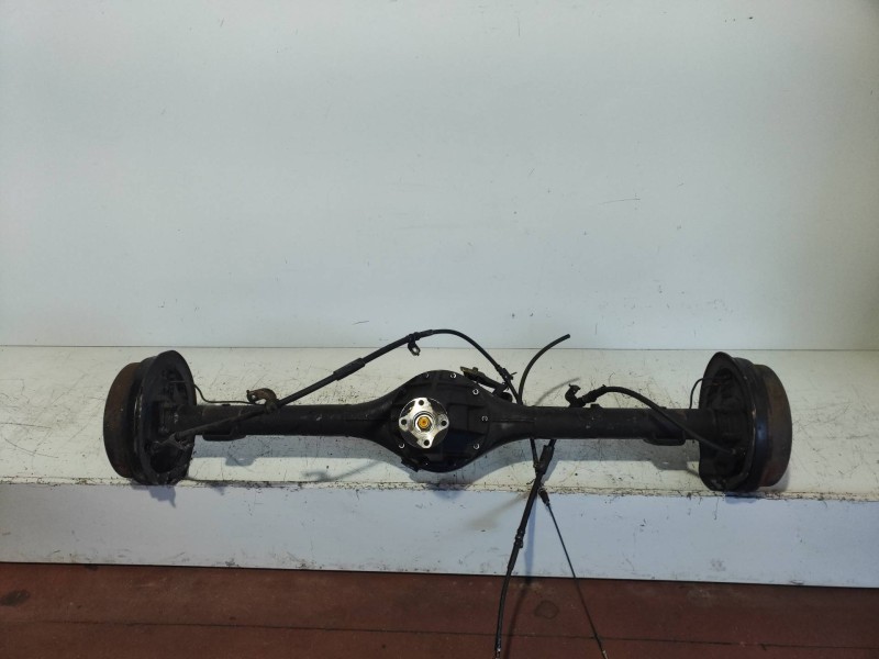 Recambio de puente trasero para mitsubishi l 300 (p00) combi referencia OEM IAM   