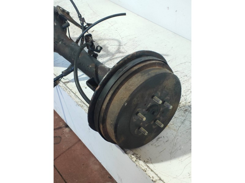 Recambio de puente trasero para mitsubishi l 300 (p00) combi referencia OEM IAM   