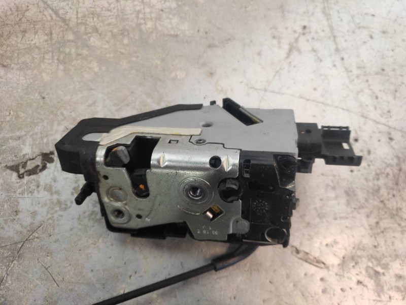 Recambio de motor cierre centralizado trasero izquierdo para citroen ds5 design referencia OEM IAM 9804271480  