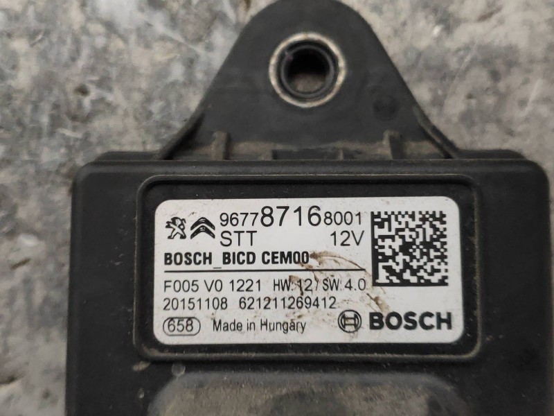Recambio de rele para citroen ds5 design referencia OEM IAM 9677871680  